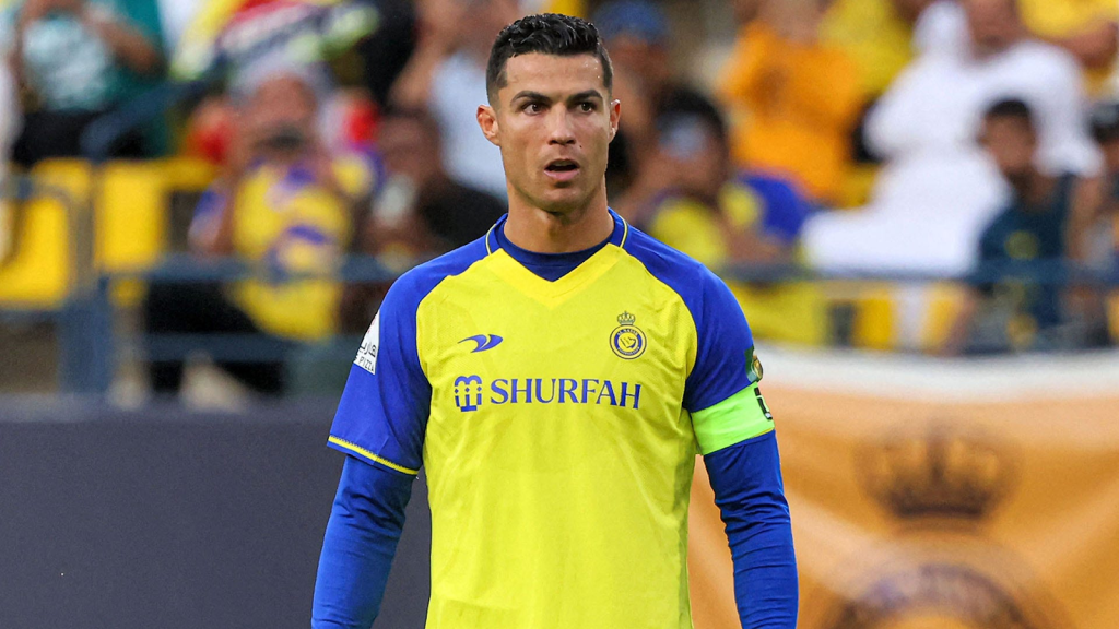 Ronaldo nằm trong danh sách những cầu thủ đẹp trai nhất thế giới