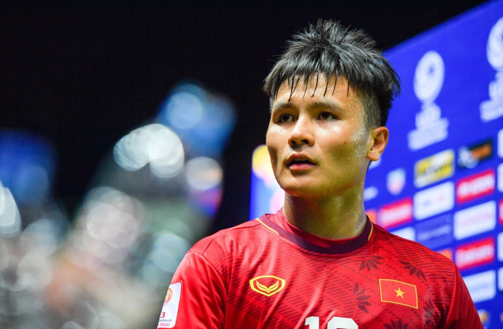 Quang Hải sở hữu tài năng bóng đá vượt trội đá từ nhỏ. 